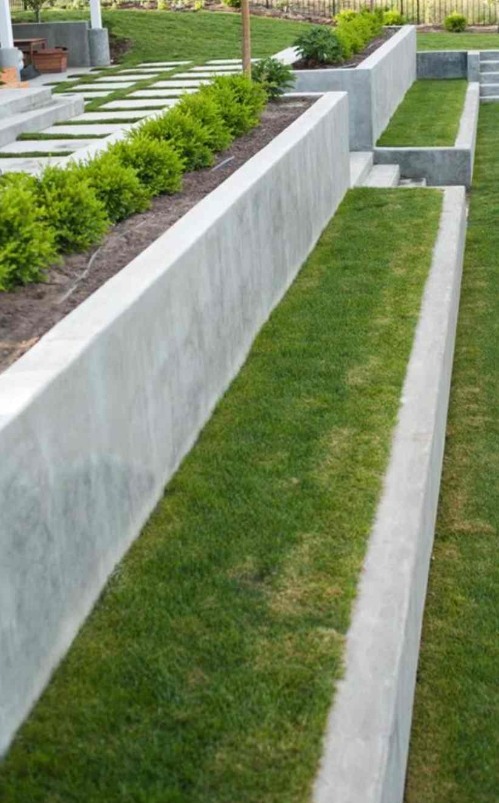 Retaining-Wall-Installation-Services-Mansfield-OH
